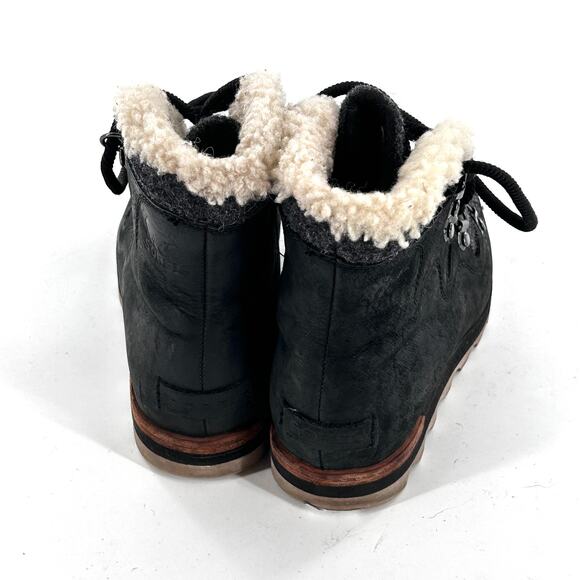 Sorel Sneakchic Alpine Holiday Boots 6 Shearling Booties Black Gray Lace Combat - Picture 5 of 10